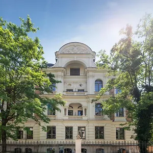 Uhland Hotel Munich